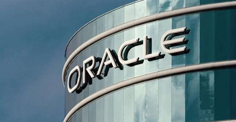 لاري إليسون يضع خطة لبيع أسهم في أوراكل بقيمة 7.5 مليار دولار
