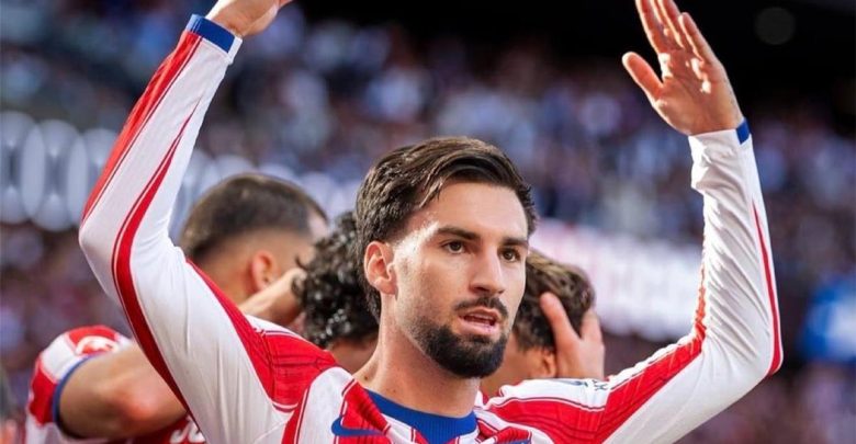 لاعب أتلتيكو مدريد ينتقد تصريحات مورينيو: هذا ما يقال عندما يخسر ريال مدريد