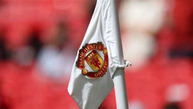 لاعب مانشستر يونايتد يصل إسبانيا من أجل برشلونة وريال مدريد.. وثغرة تسهل رحيله