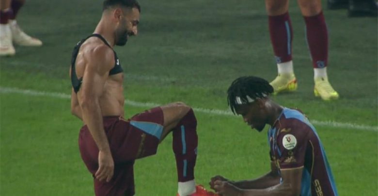"ما زال ملك العالم".. شبكات ليفربول الجماهيرية تحتفي بهاتريك محمد صلاح أمام جالطة سراي