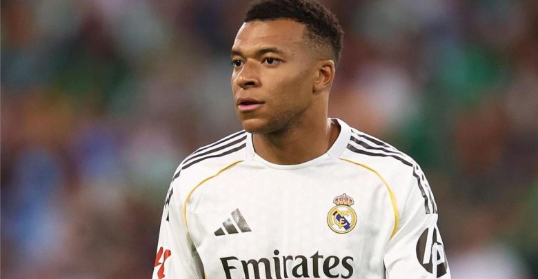 مبابي يسجل هدف ريال مدريد الثاني أمام إلتشي