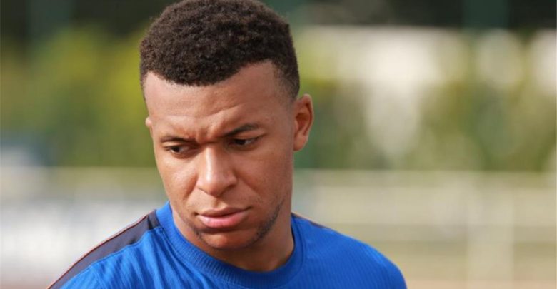 مبابي يغيب عن تدريبات منتخب فرنسا