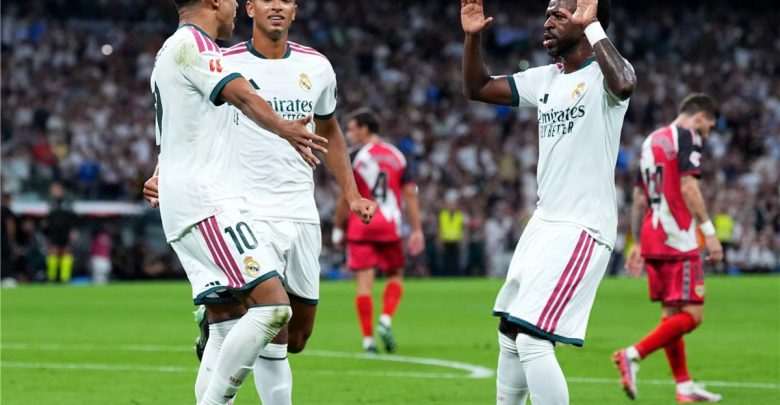 مبابي يقود ريال مدريد لاستعاذة توازنه برباعية أمام رايو فاليكانو في الدوري الإسباني