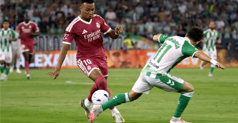 مبابي يهدر ضربة جزاء لـ ريال مدريد أمام ريال بيتيس