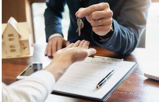 مرتب 15 ألف جنيه.. هل تستطيع شراء شقة بالتقسيط؟ احسب القسط المناسب