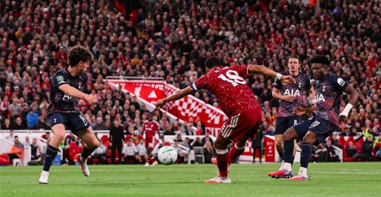 مرموش يصنع وتوتنهام يسقط بثلاثية أمام ليفربول ويودع كأس كاراباو