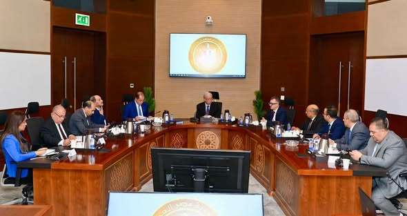 مصر تبدأ التطبيق التجريبي لموازنة البرامج والأداء بحلول العام المالي 2027-2028
