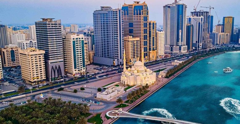 من الطرق إلى شبكات المياه والكهرباء.. الشارقة تبدأ تجهيز 11 مشروعًا عقاريًا