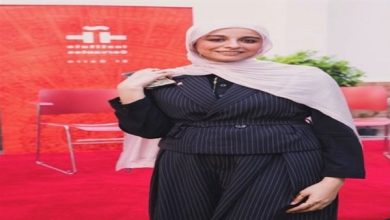 من كلية ألسن جامعة كفر الشيخ إلى سفارة بيرو.. دنيا محمد تصنع مسارًا دوليًا