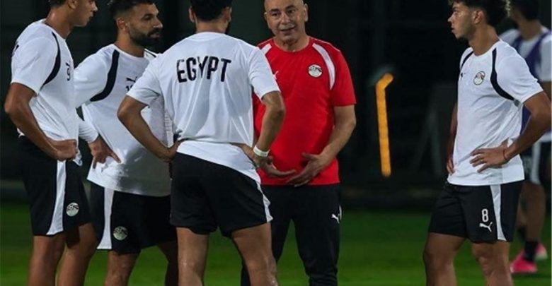 منتخب مصر كامل العدد استعدادًا لمواجهة أنجولا في تصفيات كأس أمم إفريقيا