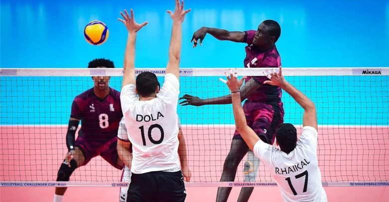 منتخب مصر يهزم غانا في منافسات تحديد المراكز ببطولة إفريقيا لرجال الطائرة