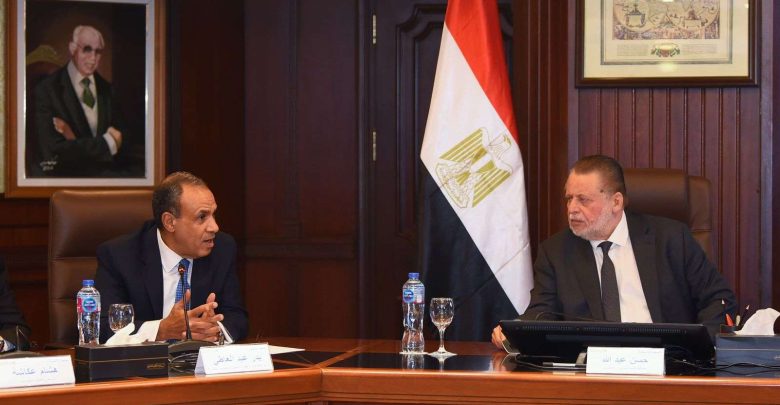 منها «افتح حسابك في مصر».. 10 مبادرات لخدمة أبناء الجاليات المصرية بالخارج