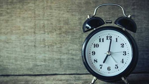 موعد تطبيق التوقيت الشتوي 2026.. متى تتغير الساعة في مصر؟