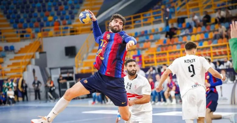 "نجم صاعد وصاحب التهديد الأكبر".. موندو تشيد بلاعب الزمالك بعد الخسارة أمام برشلونة