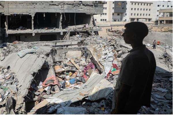 وزير الإسكان الفلسطيني: مليونا فلسطيني يعيشون في 30% من مساحة غزة.. ونحتاج 200 ألف وحدة