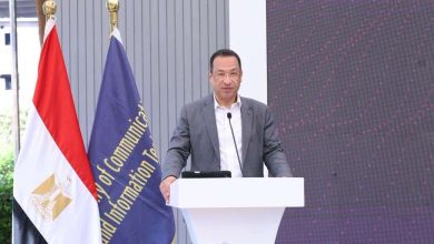 وزير الاتصالات: 200 ألف متخصص يعملون في تصدير الخدمات الرقمية إلى العالم
