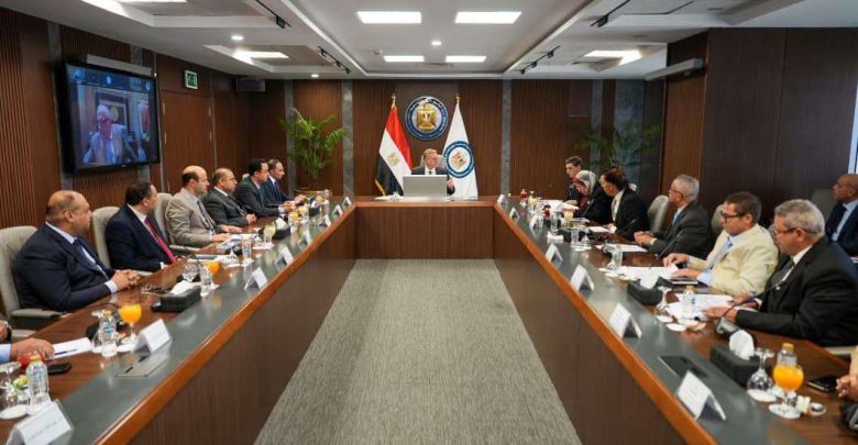 وزير البترول: رفع كفاءة تشغيل معامل التكرير المصرية إلى 80% يعزز الاعتماد على الإنتاج المحلي