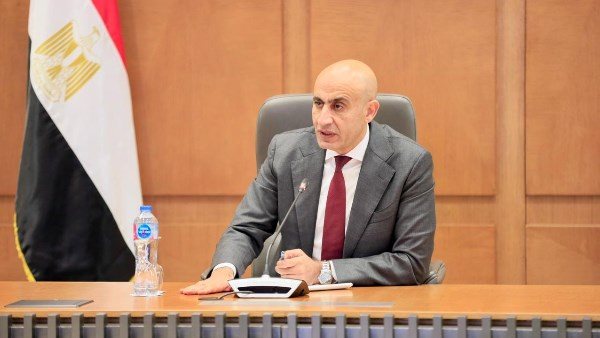 وزير التعليم يوجه رسالة للمعلمين ويكشف نتائج برنامج تنمية مهارات اللغة والحساب