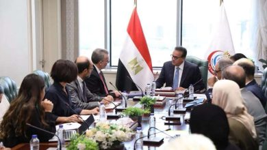 وزير الصحة والسكان يبحث مع بنك الاستثمار الأوروبي تعزيز التعاون ودعم المشروعات الصحية ذات الأولوية