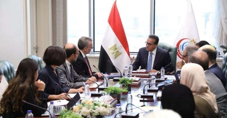 وزير الصحة والسكان يبحث مع بنك الاستثمار الأوروبي تعزيز التعاون ودعم المشروعات الصحية ذات الأولوية