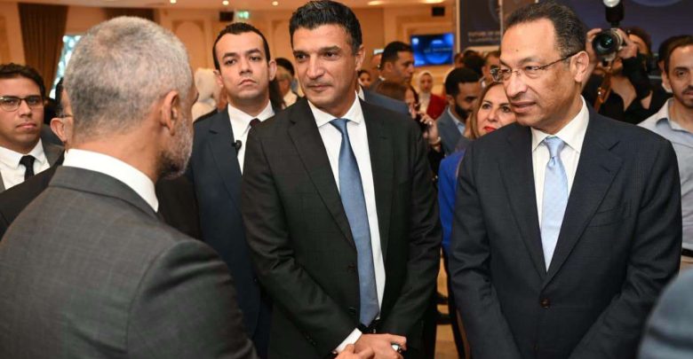 وزير الصناعة: التحول الرقمي والذكاء الاصطناعي يعززان تنافسية المنتج المصري ويدعمان جذب الاستثمارات