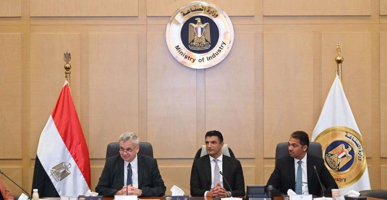 وزير الصناعة: نستهدف جذب مزيد من الشركات الألمانية للسوق المصري