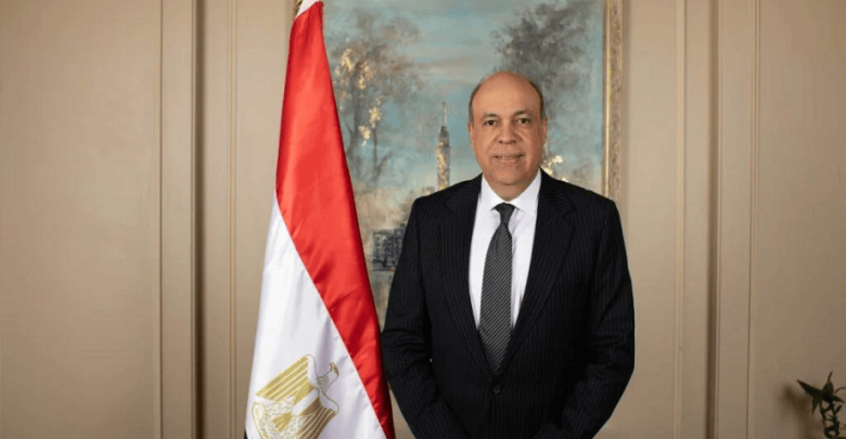 وزير الطيران يحسم الجدل: الدولة لا تستهدف بيع المطارات