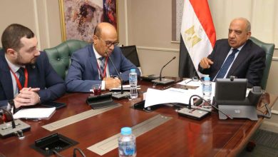وزير الكهرباء يتابع مع "روساتوم" تطوير مجمع متكامل لتحلية مياه البحر بموقع محطة الضبعة النووية