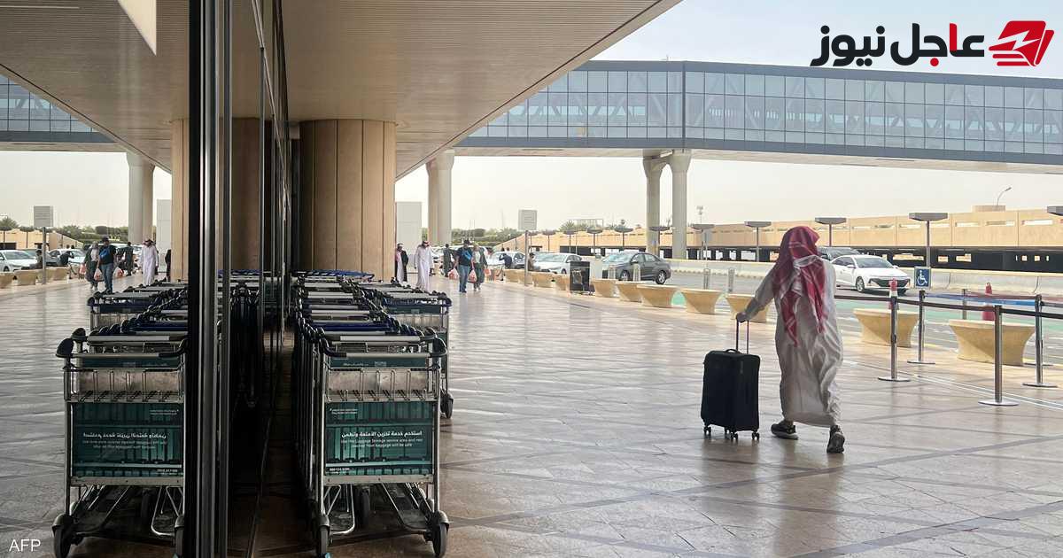 السعودية تعلن تمديد تعليق العمليات في مطار الملك خالد الدولي