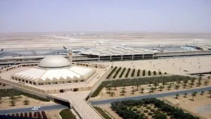 4 شركات طيران توقف رحلاتها إلى الرياض بسبب الهجمات الحوثية