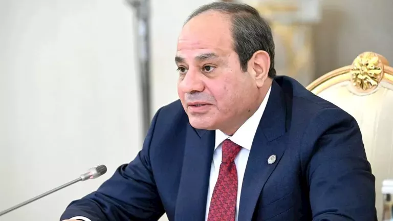 السيسي يسلط الضوء على جهود مصر لاحتواء الأزمة السودانية