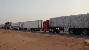 وقف مرور الشاحنات عبر ميناء قسطل إلى السودان بصورة مؤقتة