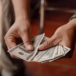 سعر الدولار يتجاوز 1.17 جنيه مع ارتفاعه في 10 بنوك خلال أسبوع 16-10-2026