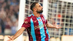 محمد صلاح يستعد لمواجهة الملاعب ذات النجيل الصناعي في الدوري الأوروبي