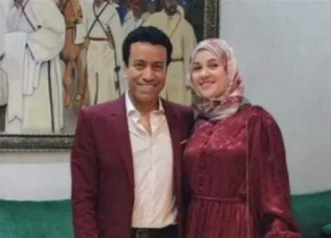 زوجة سامح حسين ترد على شائعة وفاته بالدعاء واللطف