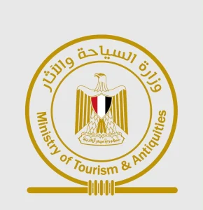 وزارة السياحة تصدر بياناً هاماً حول رحلات المعتمرين المصريين والتطورات الإقليمية