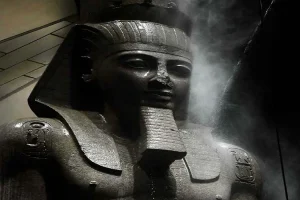 اكتشاف أثري جديد و«حمام الهنا يا جدو» تجذب اهتمام المصريين برمسيس الثاني