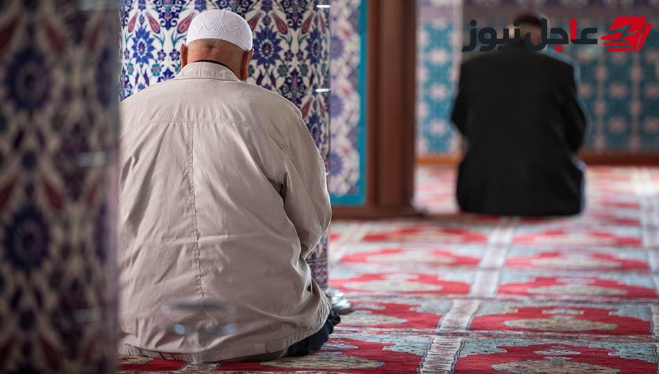 دار الإفتاء تبيّن حكم قراءة سور القرآن في الصلاة دون ترتيب المصحف