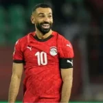 أحمد حسن ينتقد محمد صلاح بسبب ترك المعسكر قبل المباراة
