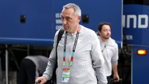 اتفاق على مدرب جديد لخلافة بدونيس رغم فوز المنتخب بلقب خليجي 27
