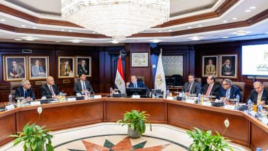 محافظ البنك المركزي المصري ووزير الصناعة يطلقان صندوق إعادة هيكلة المصانع المتعثرة برأسمال مليار جنيه