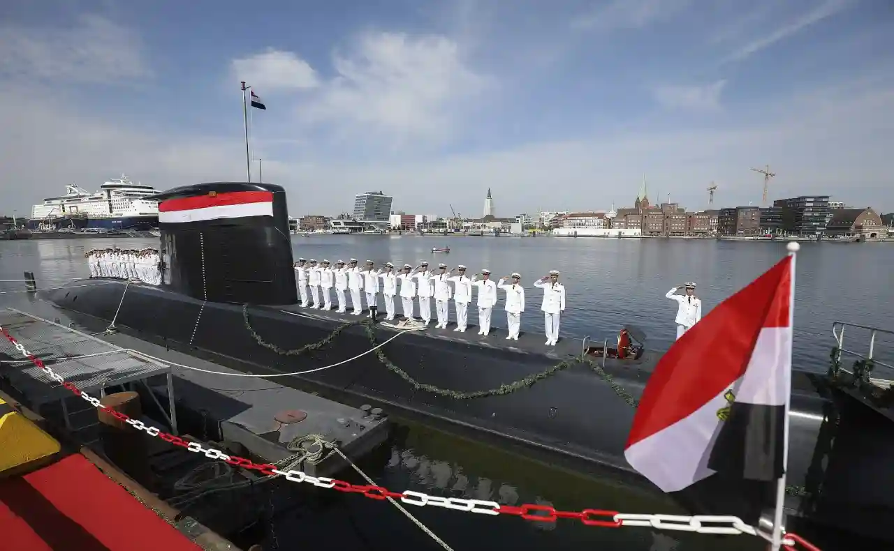 إسرائيل تدعم فتح إثيوبيا ممرًا للبحر الأحمر ومصر تصدر تحذيرات من التوسع العسكري في المنطقة
